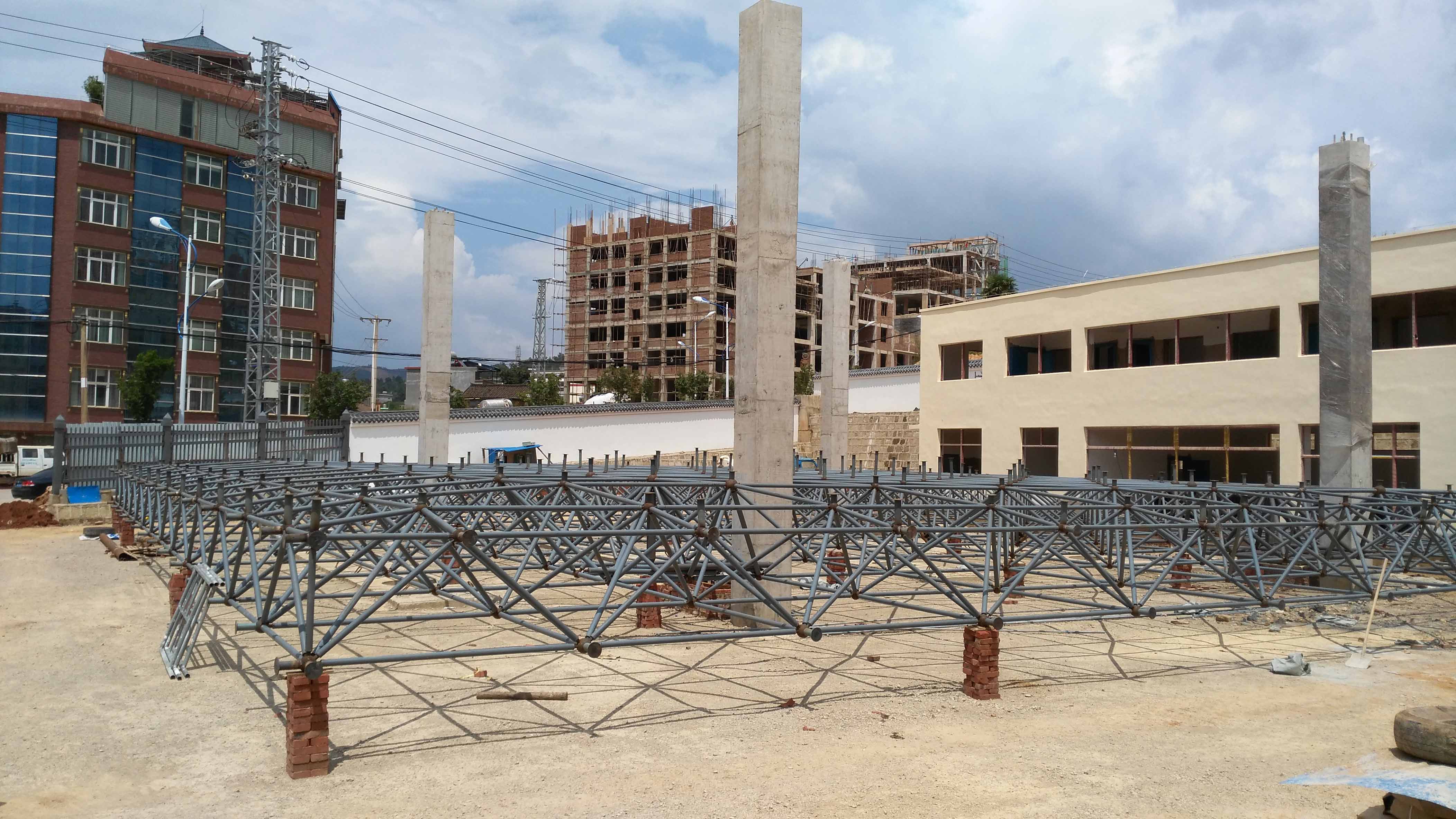 临沧小型加油站网架