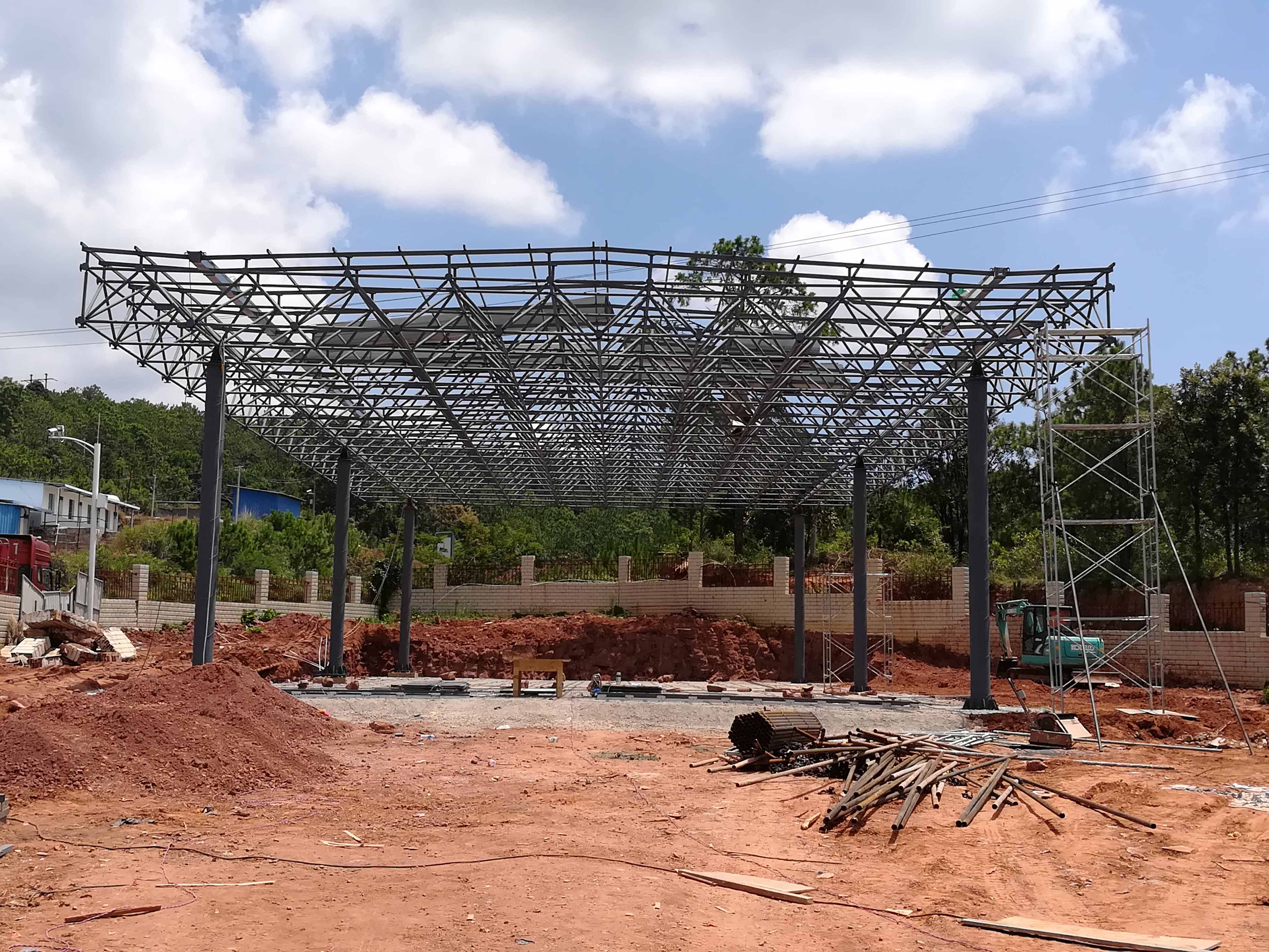 临沧加油站网架屋面